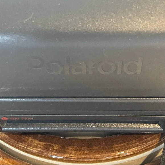 Vintage Polaroid 600 One Step Instant Camera with Electronic flash auto focus - Picture 7 of 8
